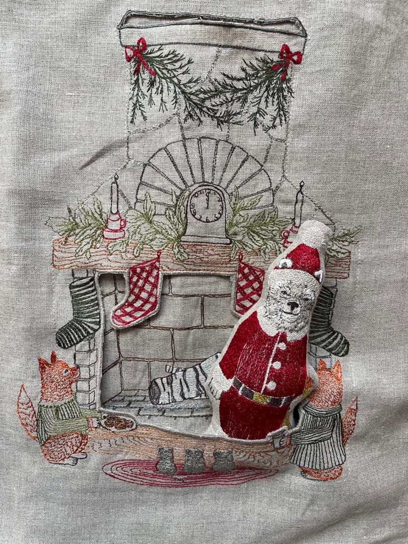 新品　コーラル&タスク　50cm角クッションカバー　クリスマス