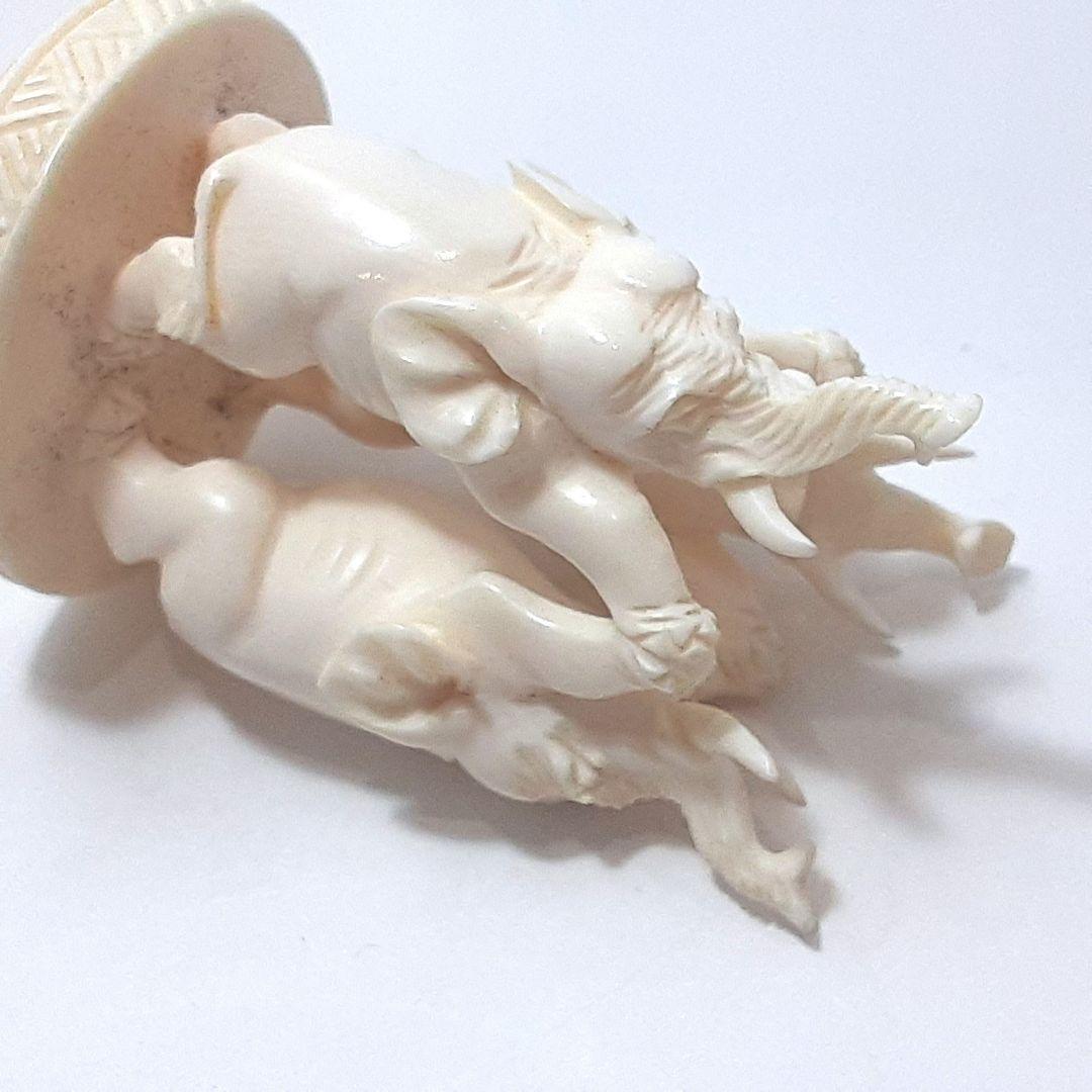 Y1299 高級彫刻 高級彫刻 細密彫 天球 象彫刻台座 総重量164.7g