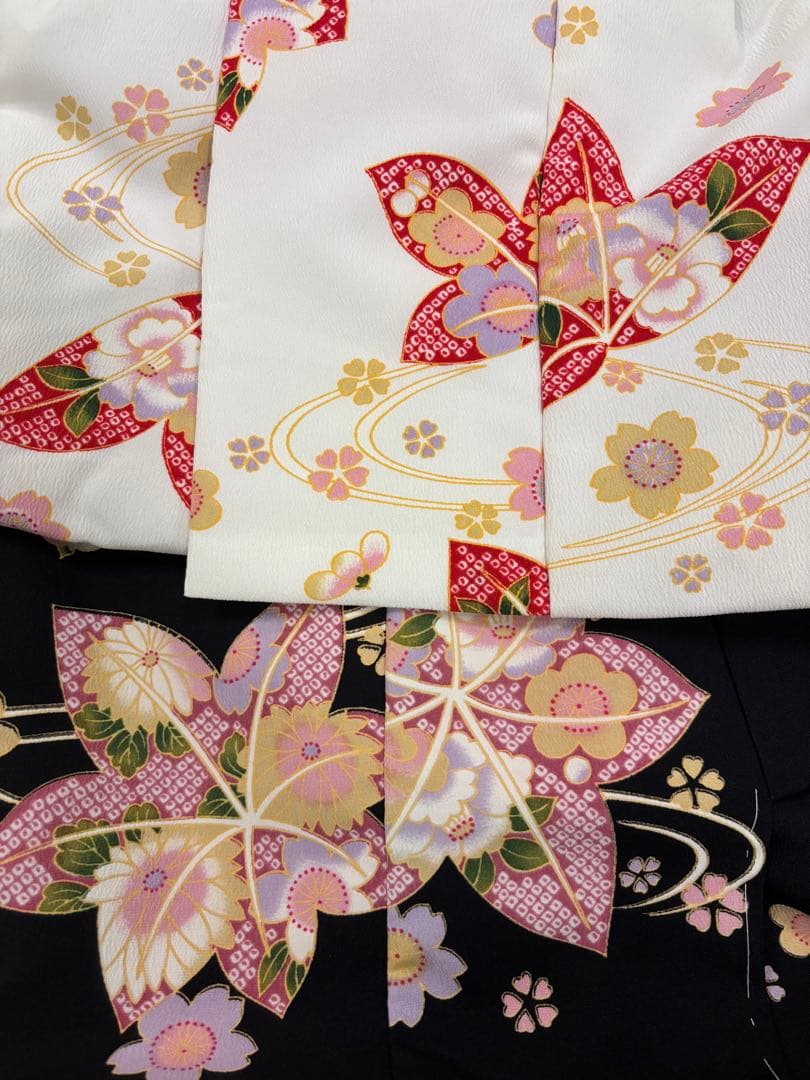 七五三　3歳女の子　着物・被布セット　黒地に紅葉　小桜　うさぎ飾り　日本製　新品
