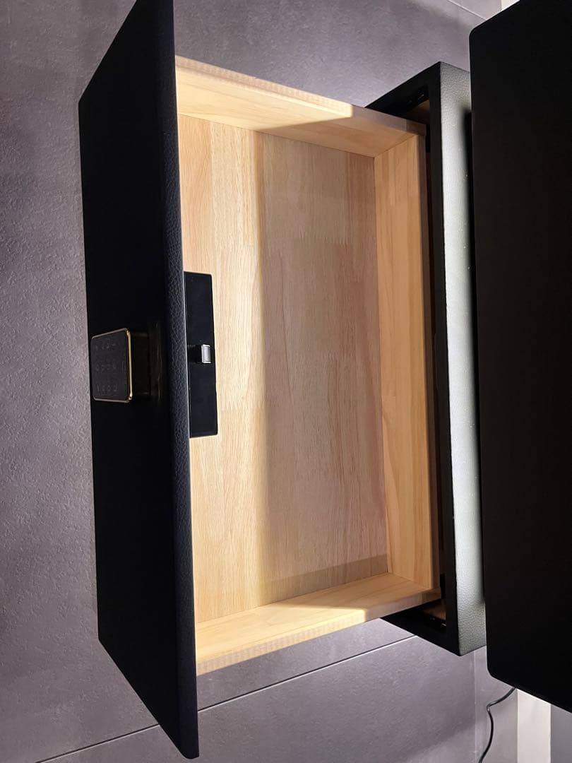 多機能ナイトテーブル　サイドテーブル