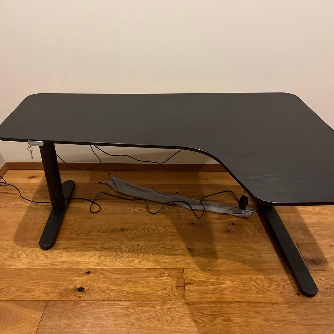 IKEA BEKANT L型　黒　自動昇降機能付き