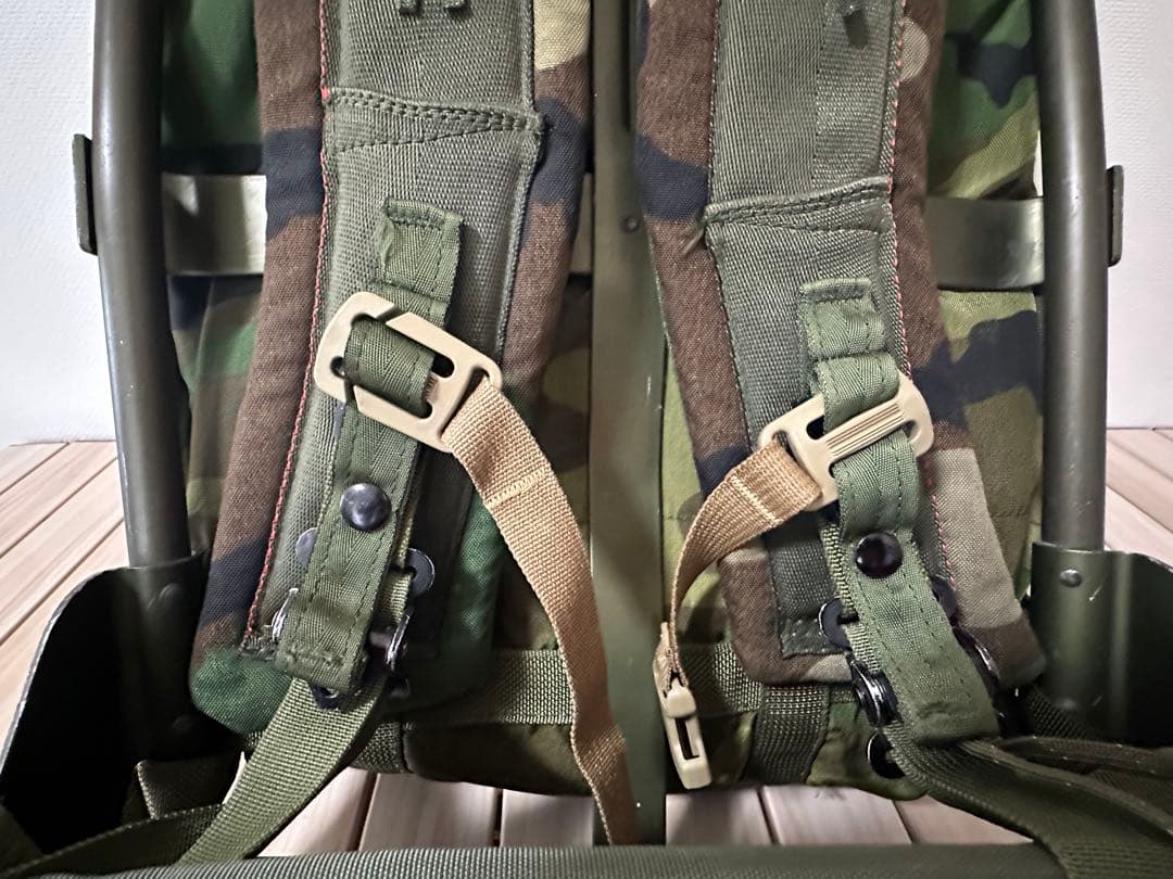 米軍実物　80年代　アリスパック　ミディアム　US ARMY