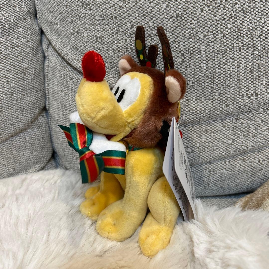 ディズニーストア プルート ぬいぐるみキーチェーン クリスマス - メルカリ