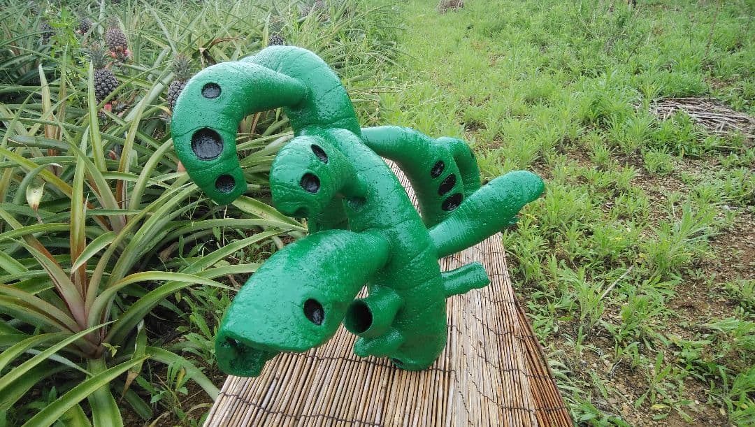 孟宗竹の置物（緑）　宇宙への幻想２