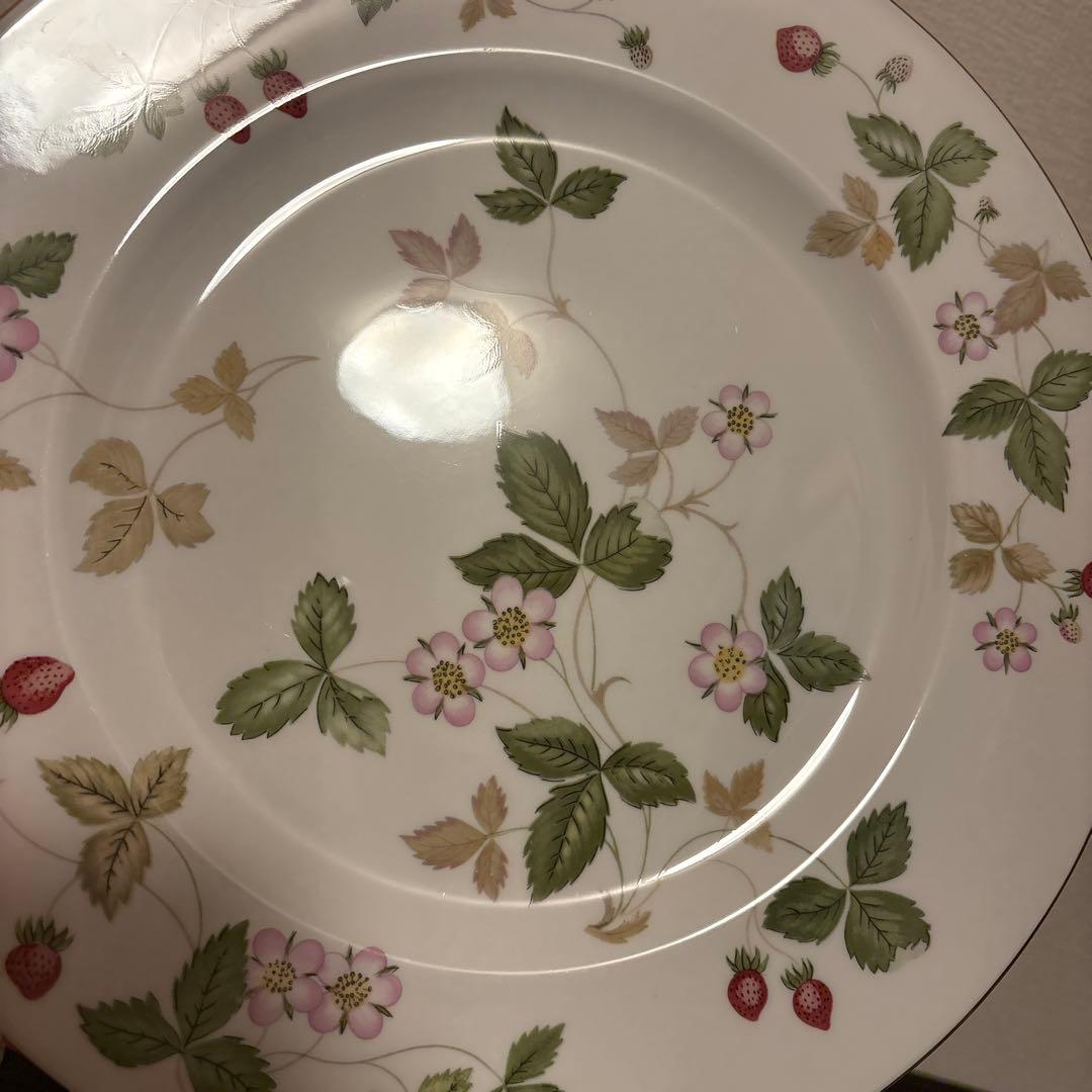 ウェッジウッド　ワイルドストロベリー　ディナープレート　27.5cm