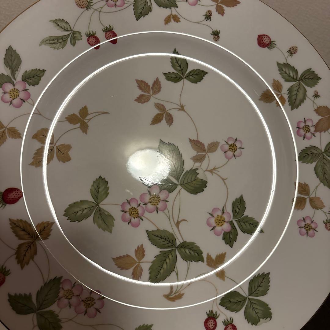 ウェッジウッド　ワイルドストロベリー　ディナープレート　27.5cm