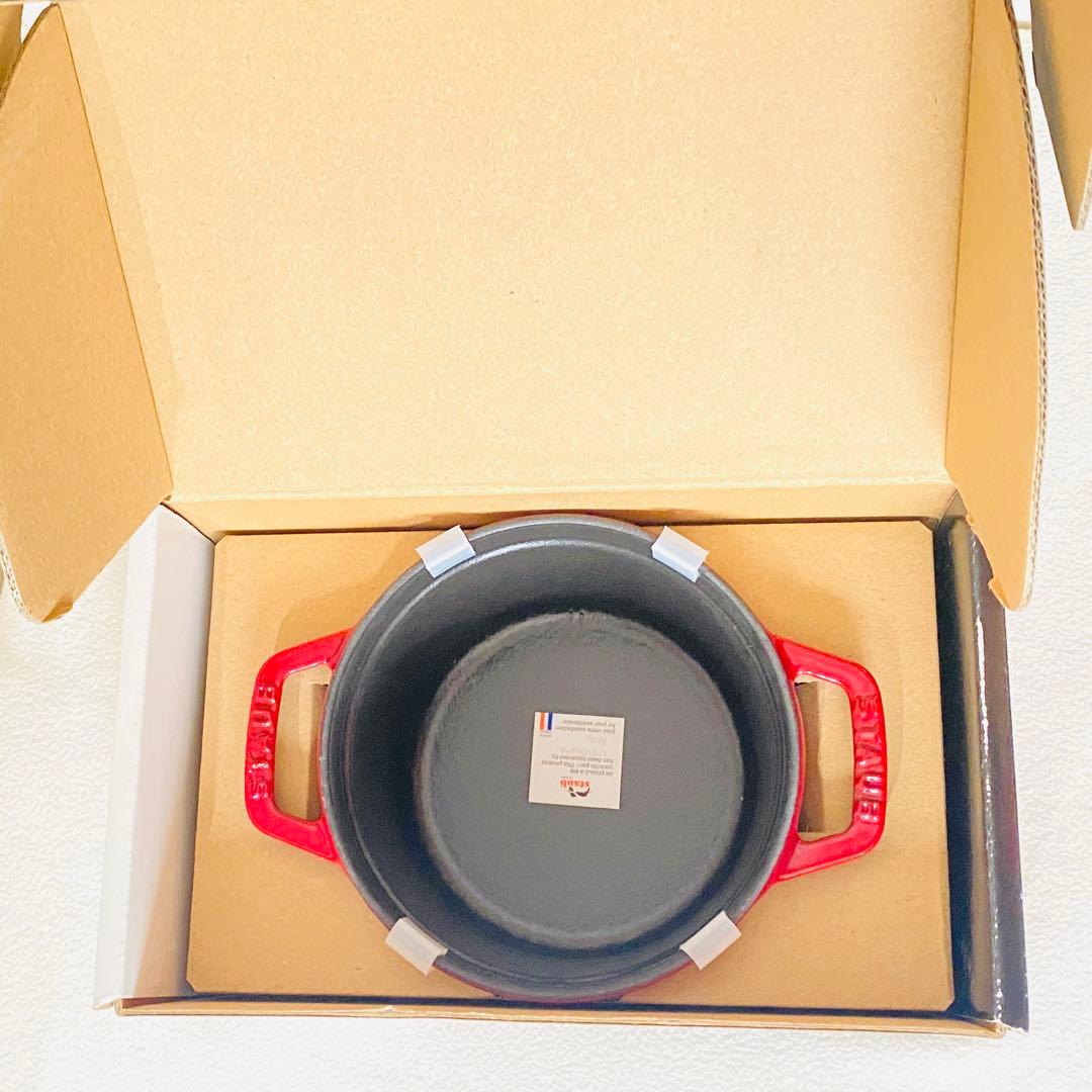 えむこstaubストウブ ココット ラウンド チェリー　14cm