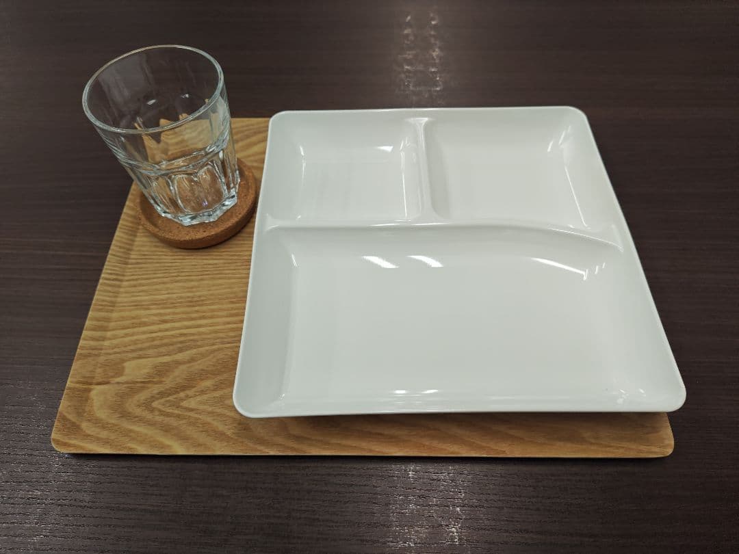 滑り止め付きトレイ10枚セット(未使用)