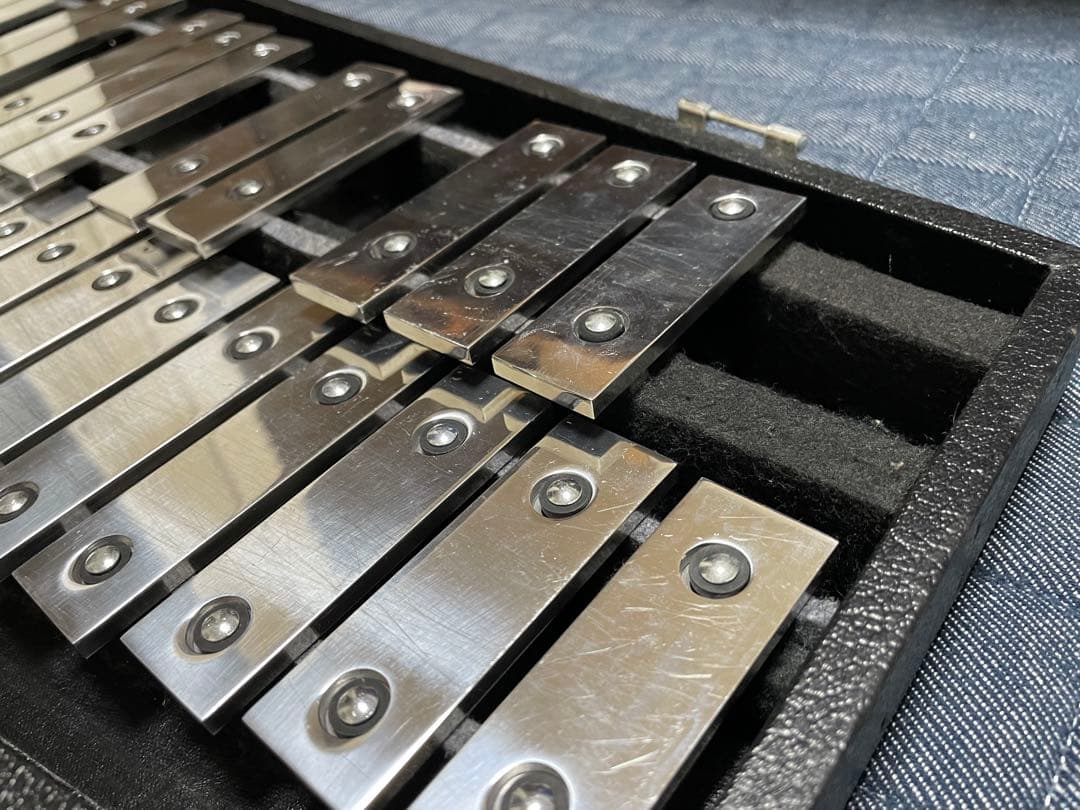 Saito 鉄琴 ふたの取れるハードケース付