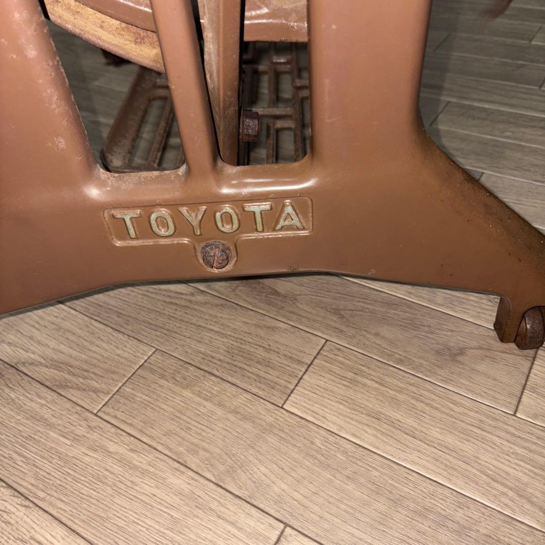 シ*ン様 トヨタ　レア　足踏みミシン　レトロ　アンティーク　引取り大歓迎　メルカ