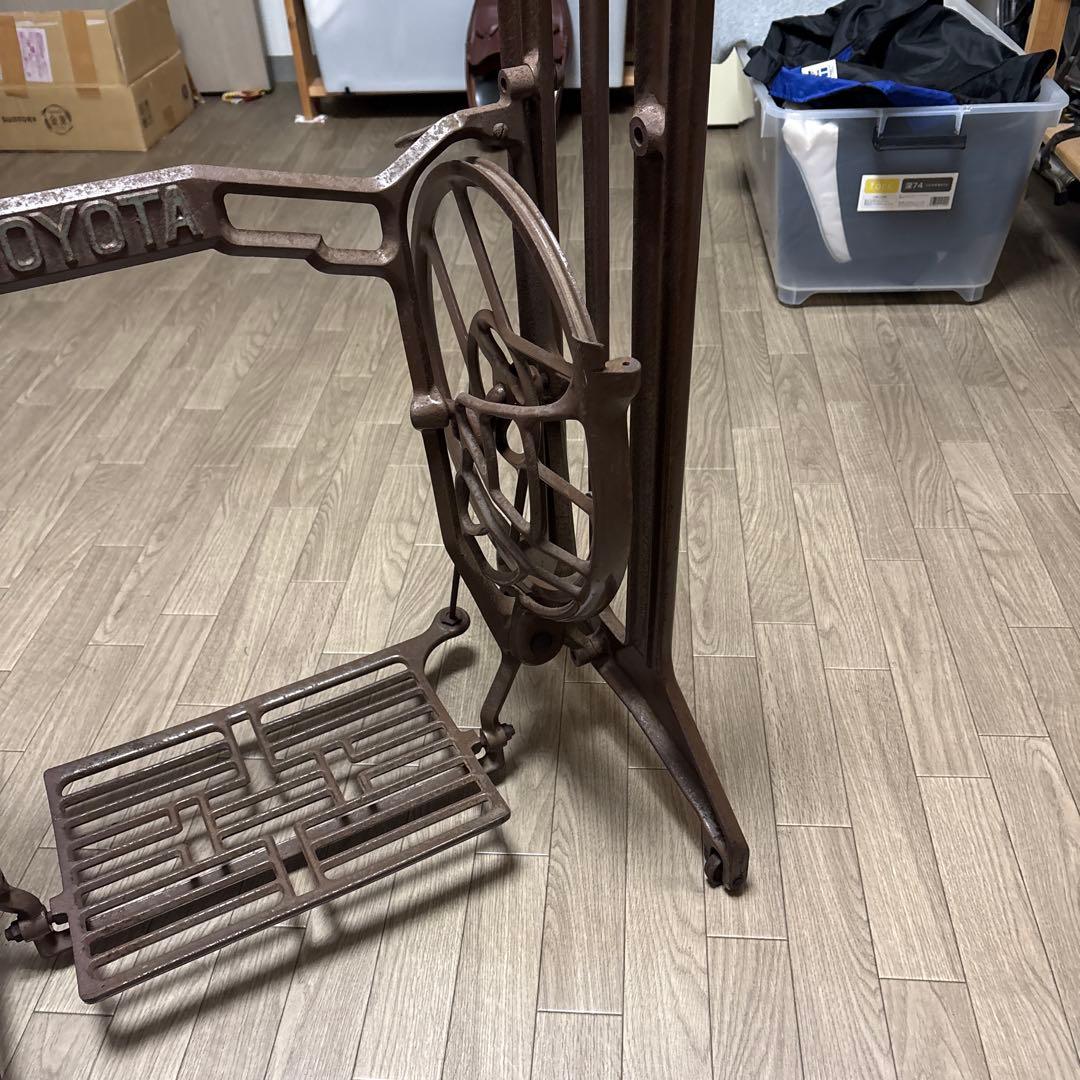 シ*ン様 トヨタ　レア　足踏みミシン　レトロ　アンティーク　引取り大歓迎　メルカ