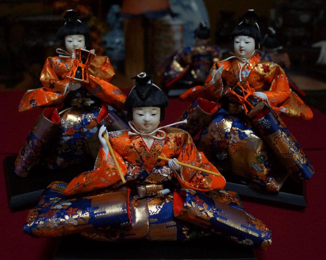 雛人形 正絹金襴 手造り木製頭 官女/随身/仕丁/五人ばやし 木製共箱