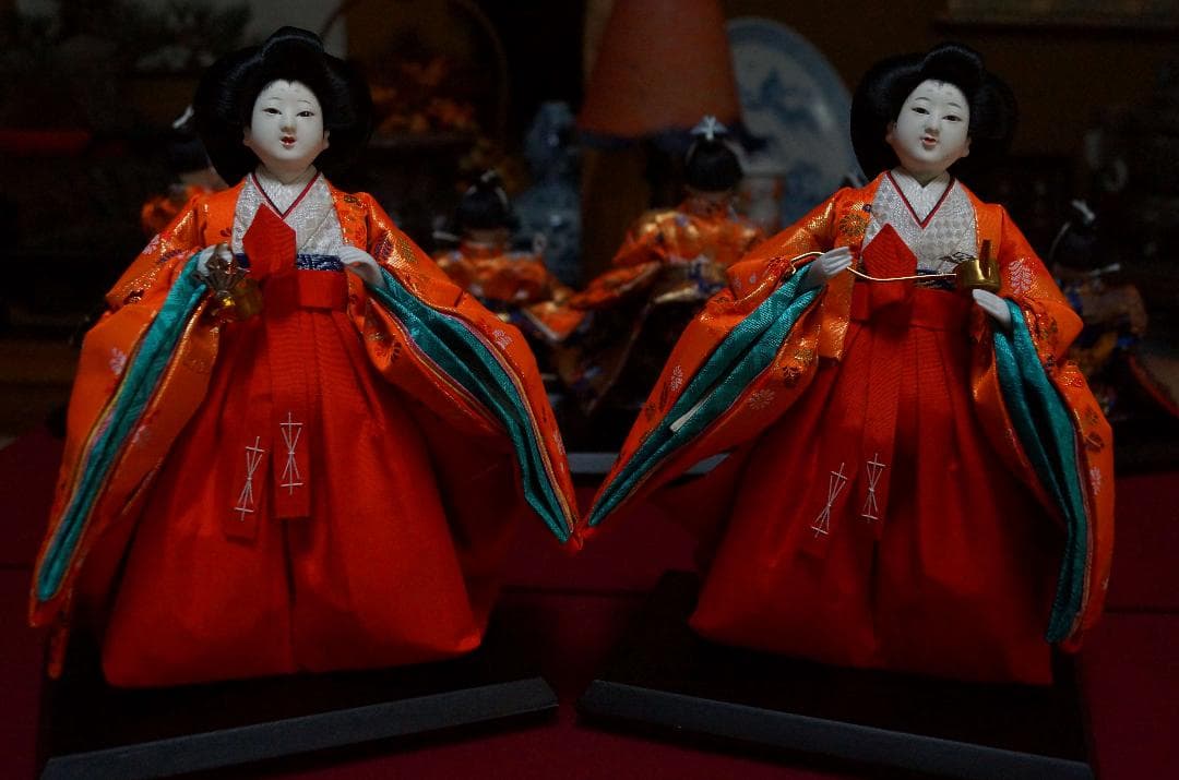 雛人形 正絹金襴 手造り木製頭 官女/随身/仕丁/五人ばやし 木製共箱