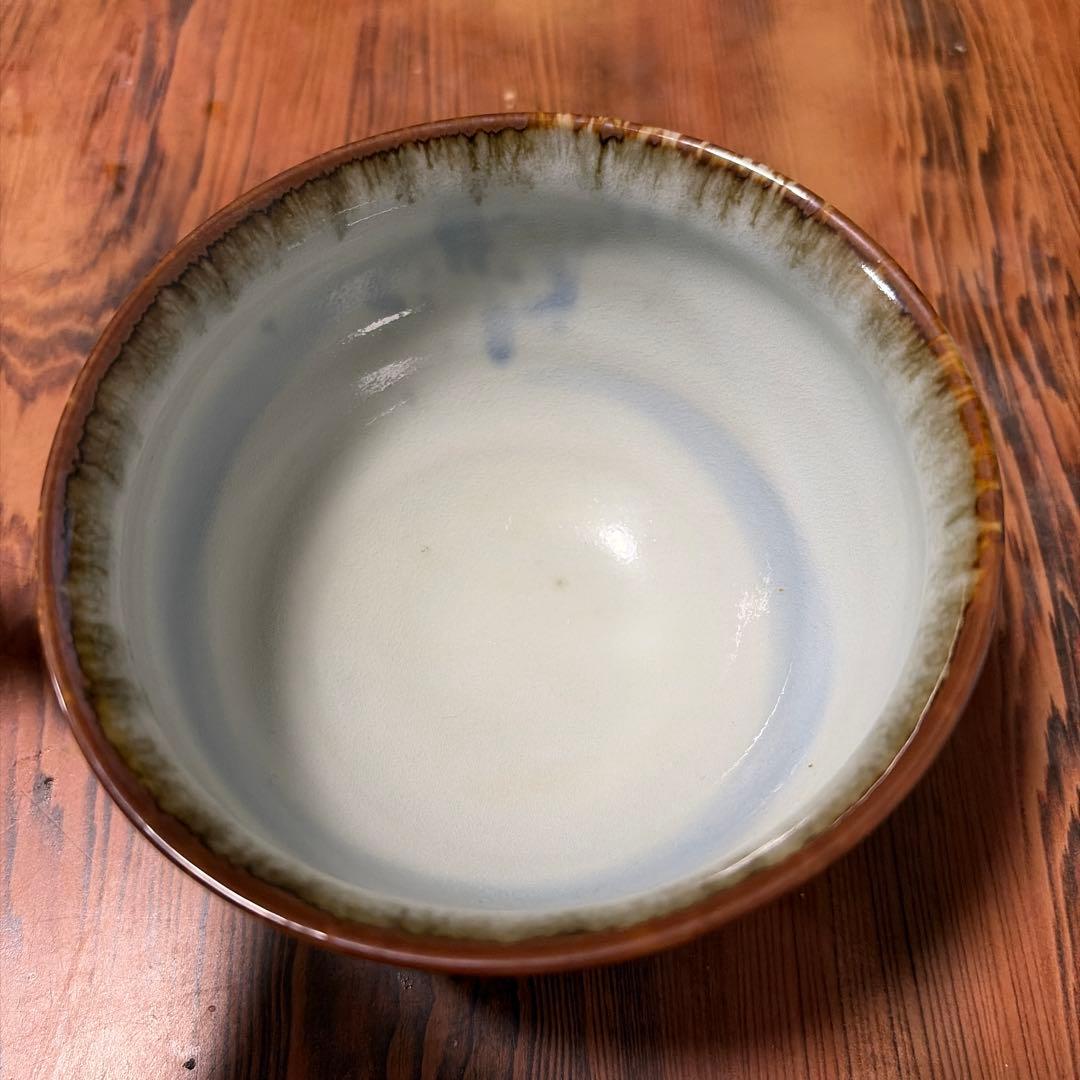 斉山窯青い花模様の茶碗