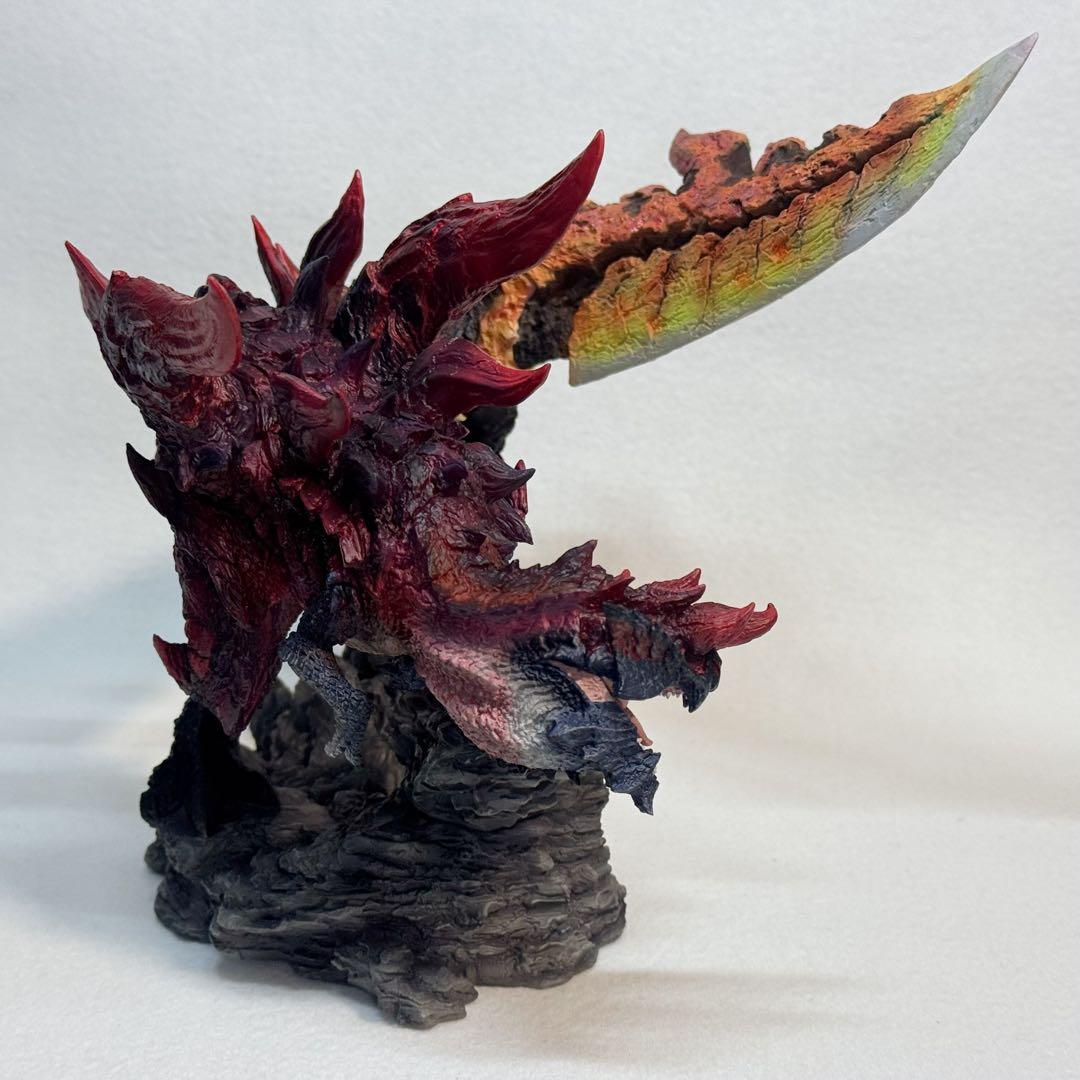 モンスターハンター　フィギュアビルダー クリエイターズモデル 燼滅刃ディノバルド
