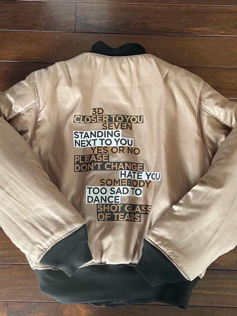 トレカ付きGOLDEN BTSジョングクBOMBER JACKET - メルカリ