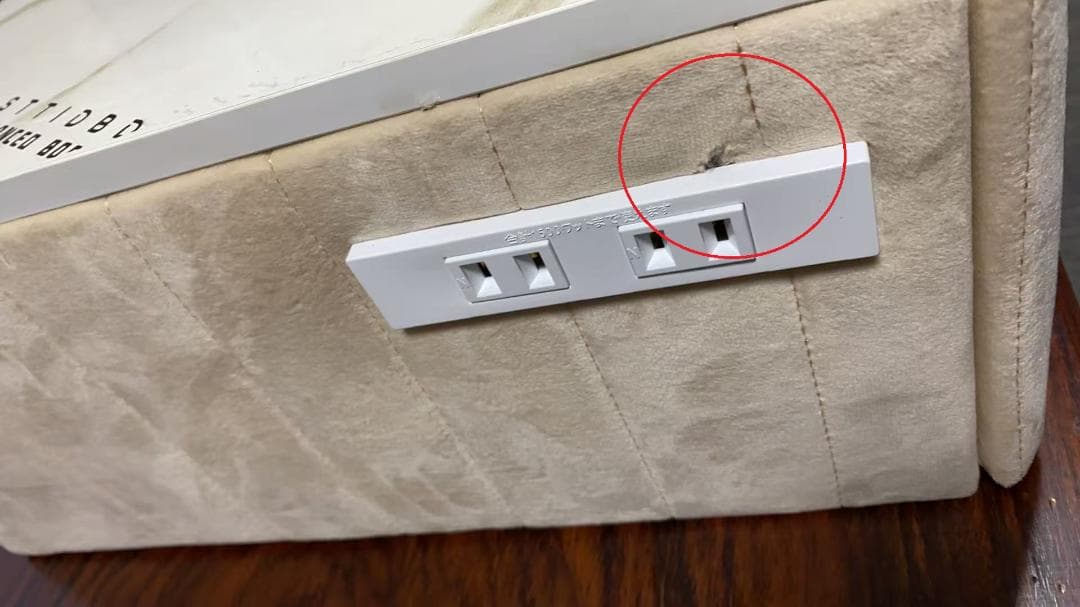 ホワイト木大理石天板コンセント付化粧台デスクのみ製訳あり品108-80-02