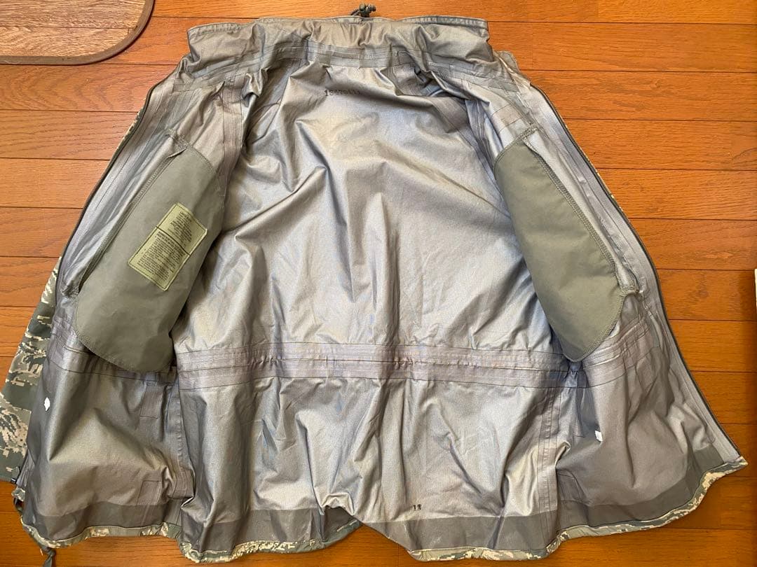 米軍放出品　USAF ミリタリー　デジタルタイガーカモ　ゴアテックスジャケット