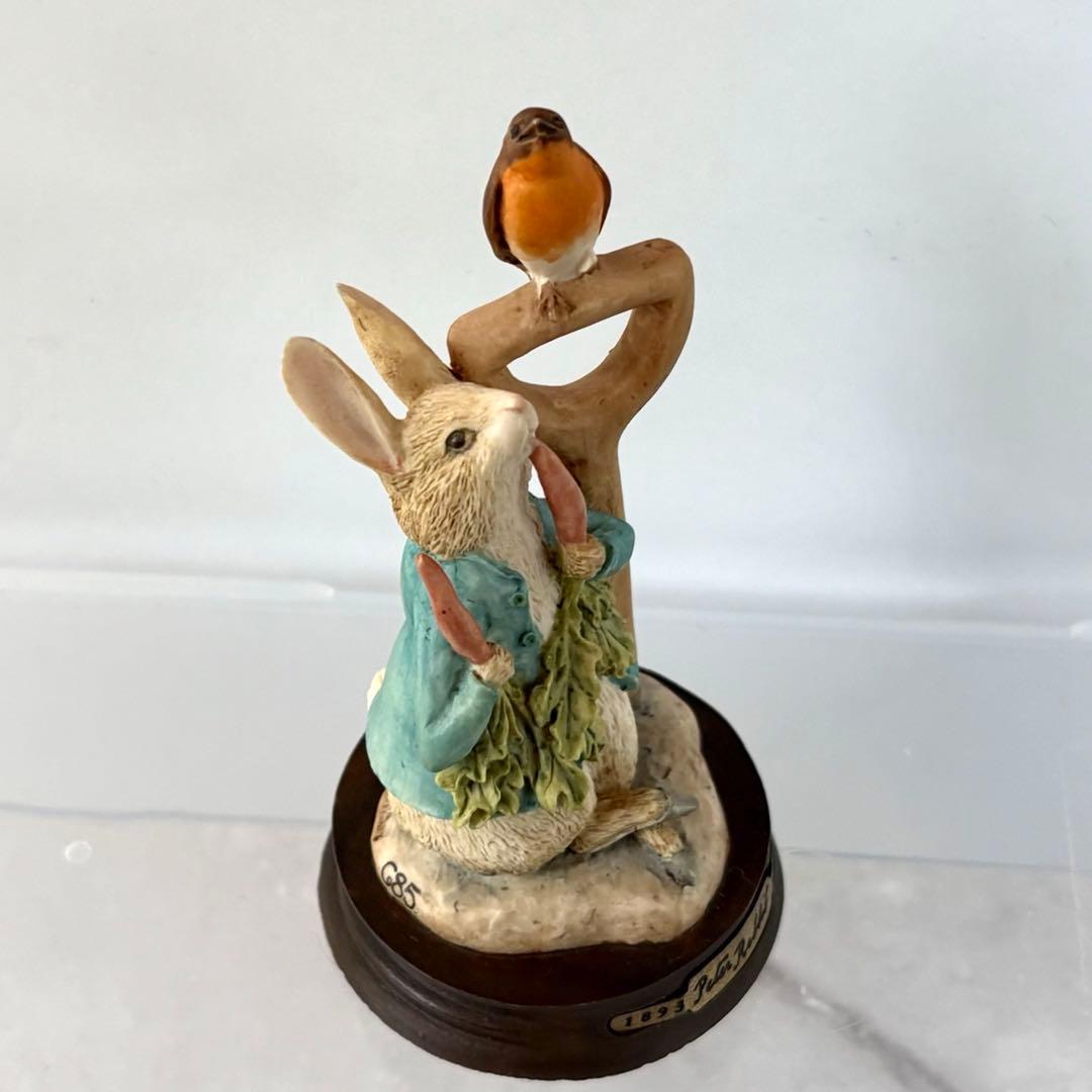 ピーターラビット　◆希少【Peter Rabbit with Radishes】