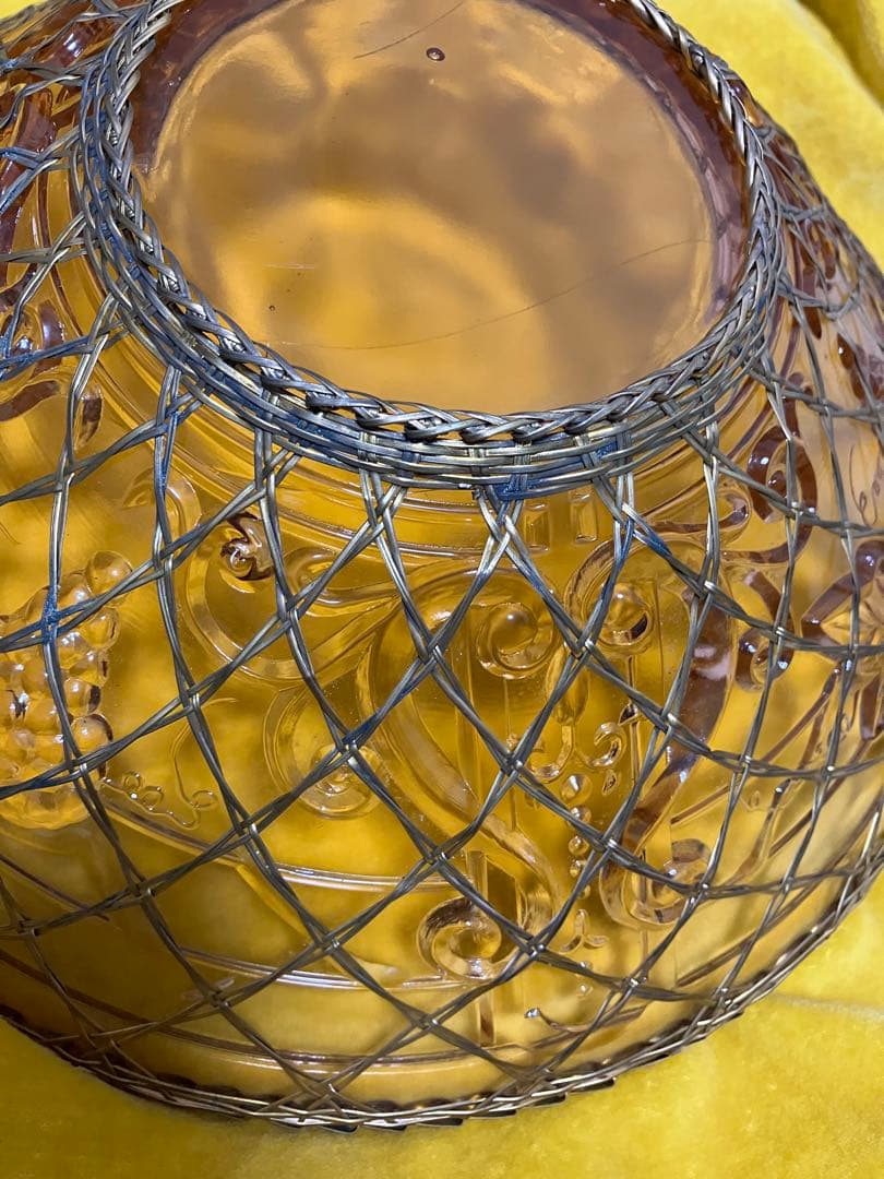 フルーツ皿　菓子皿　ガラス製　ぶどう柄　ヴィンテージ　アンティーク