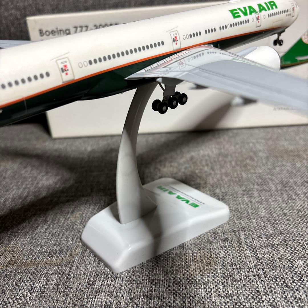 エバー航空Boeing 777-300ER 模型 1/200スケール - メルカリ