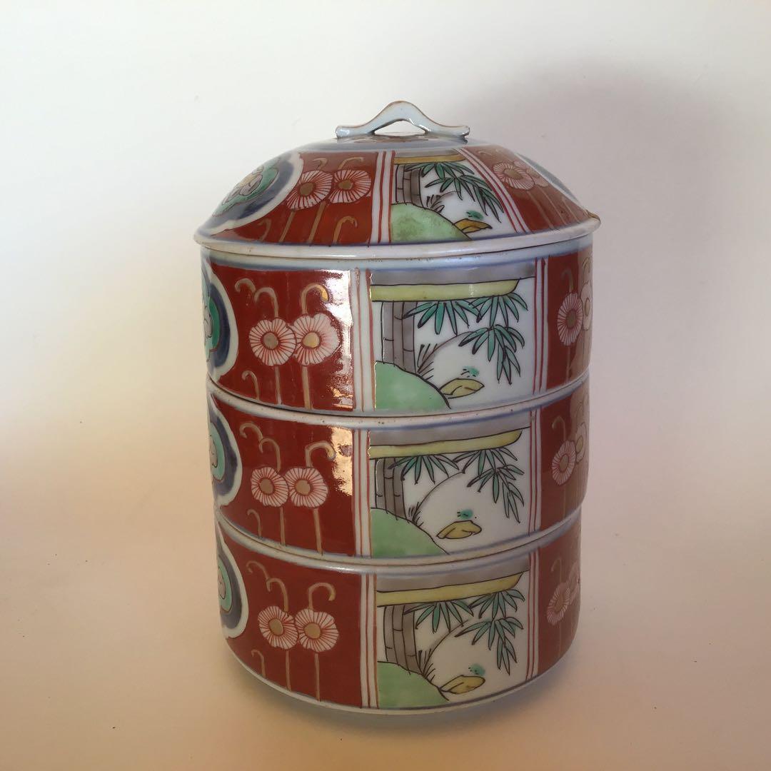 骨董　文政7年　￼赤絵 三重蓋茶碗