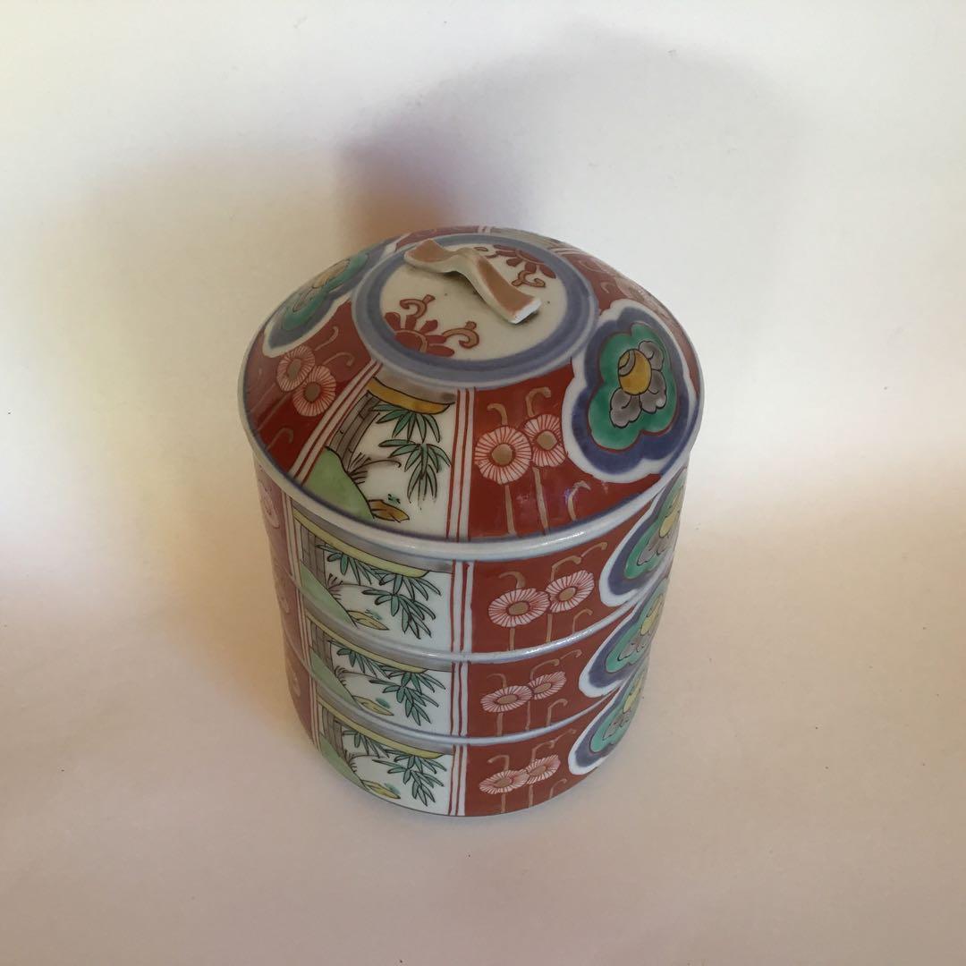 骨董　文政7年　￼赤絵 三重蓋茶碗