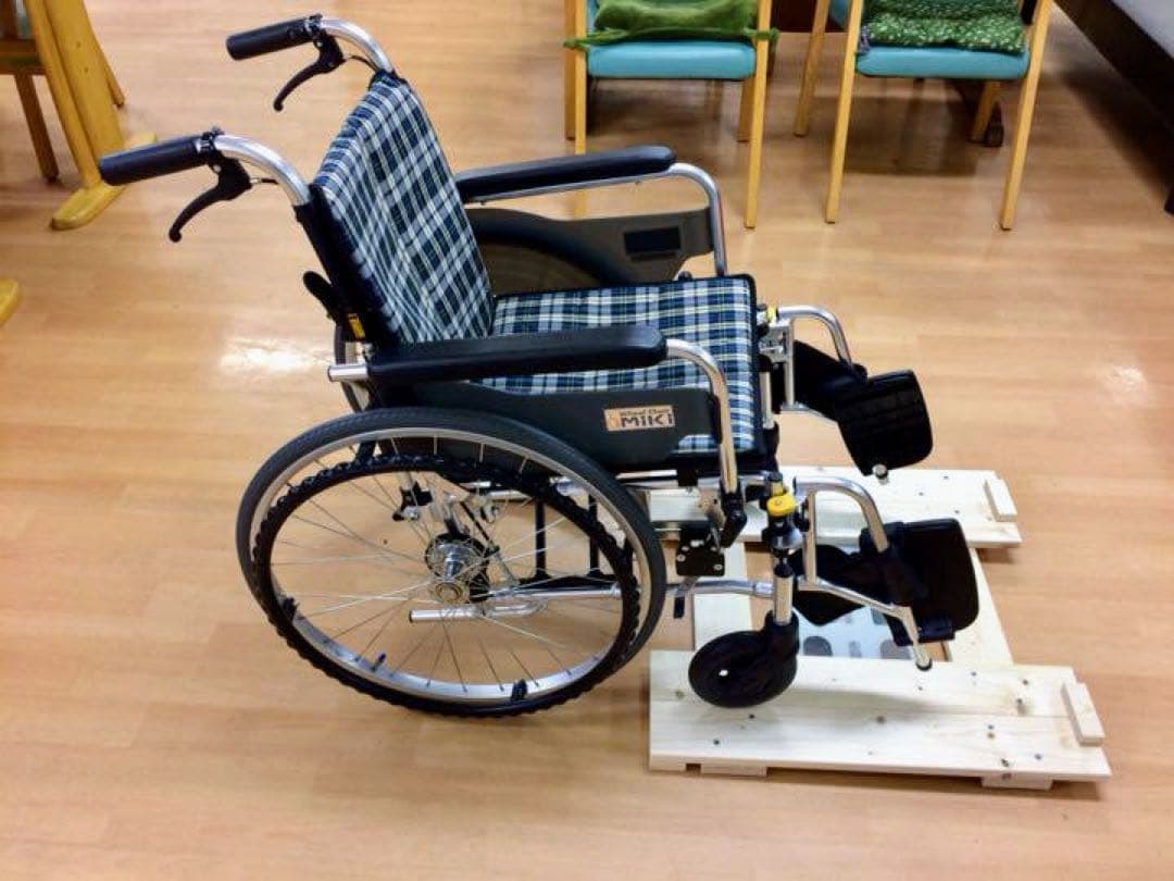 介護、グループホーム必見 車椅子用体重計セット　 送料無料