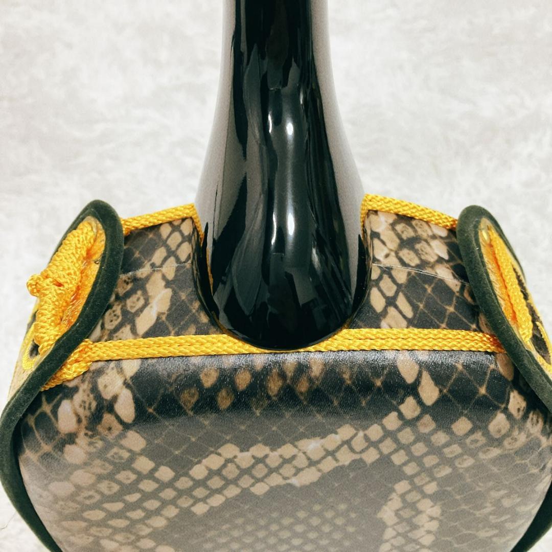 【美品】沖縄三線 ソフトケース付き 入門者向け 弦楽器 和楽器 人工革 蛇味線