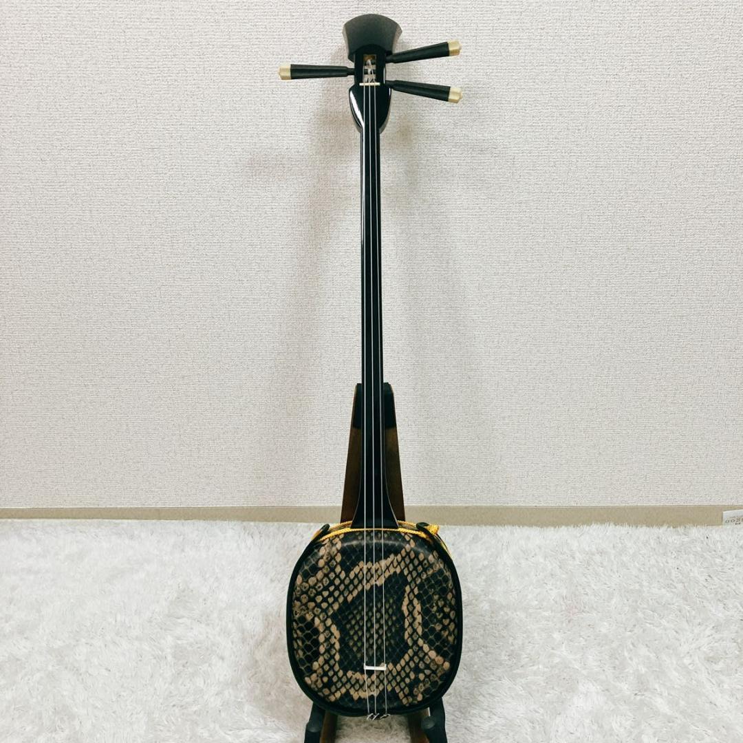 【美品】沖縄三線 ソフトケース付き 入門者向け 弦楽器 和楽器 人工革 蛇味線