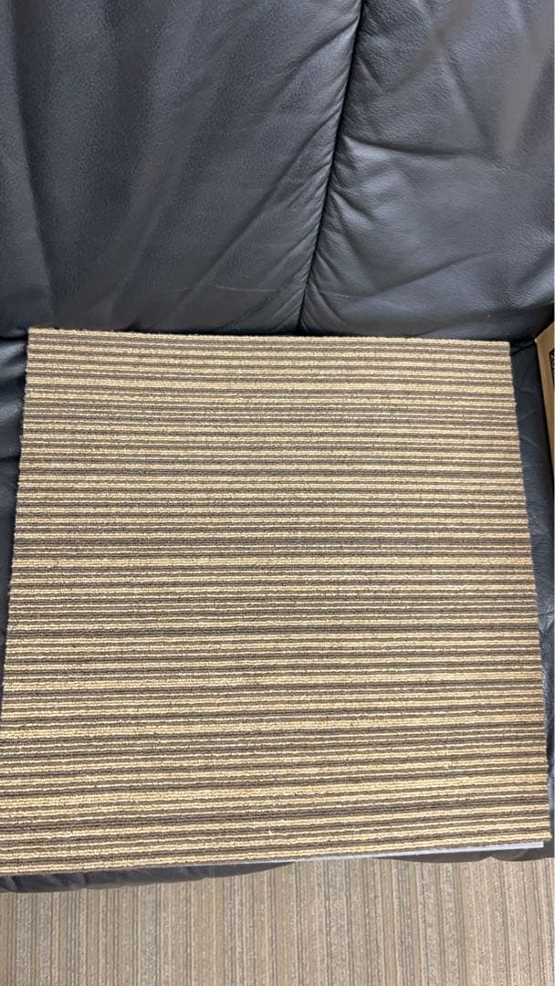 【新品】カーペットタイル