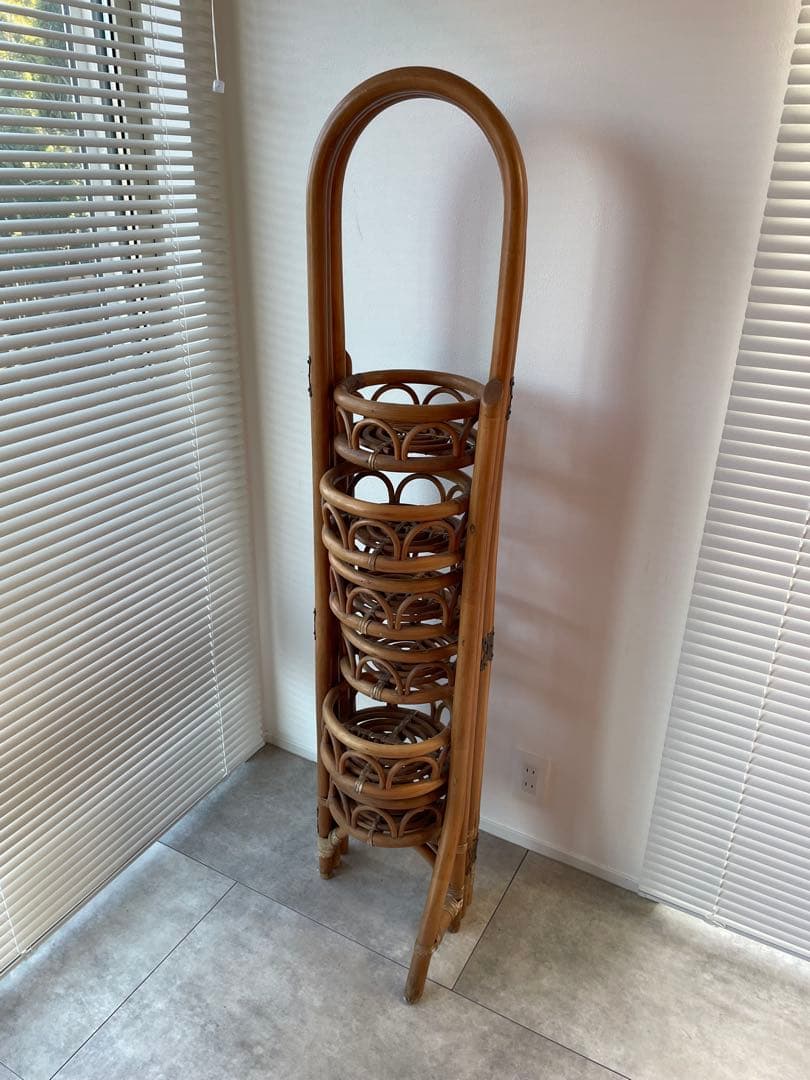 ラタン製 4段植物ラック