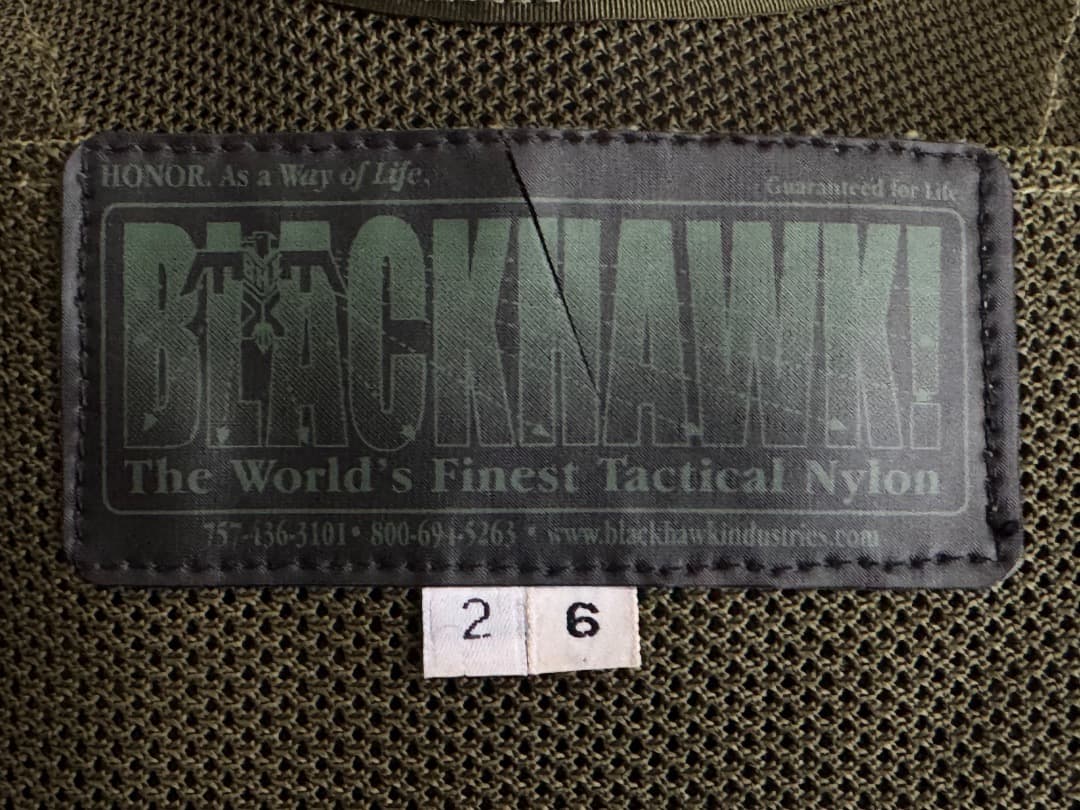 激レア BLACKHAWK! OMEGA V1 左用 ハンドガンホルスター付 - メルカリ