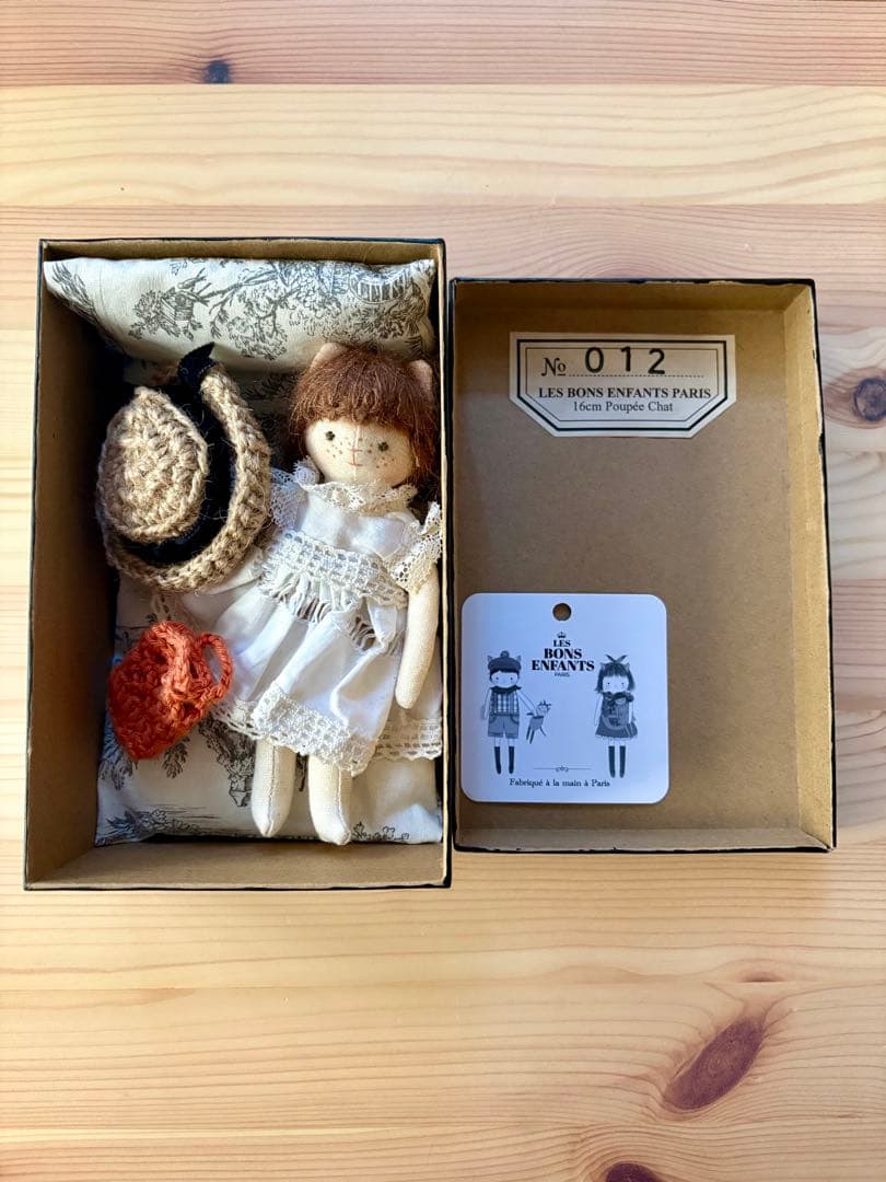 新品未使用❤︎ LES BONS ENFANTS CAT GIRL No.012