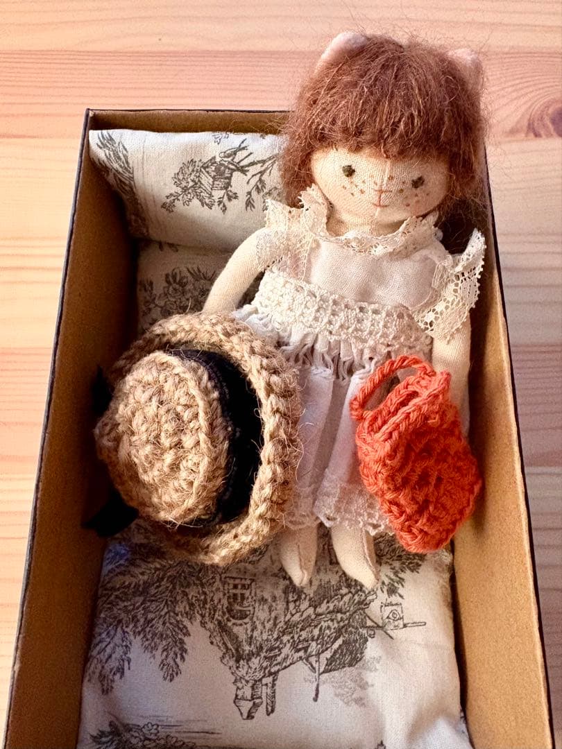 新品未使用❤︎ LES BONS ENFANTS CAT GIRL No.012