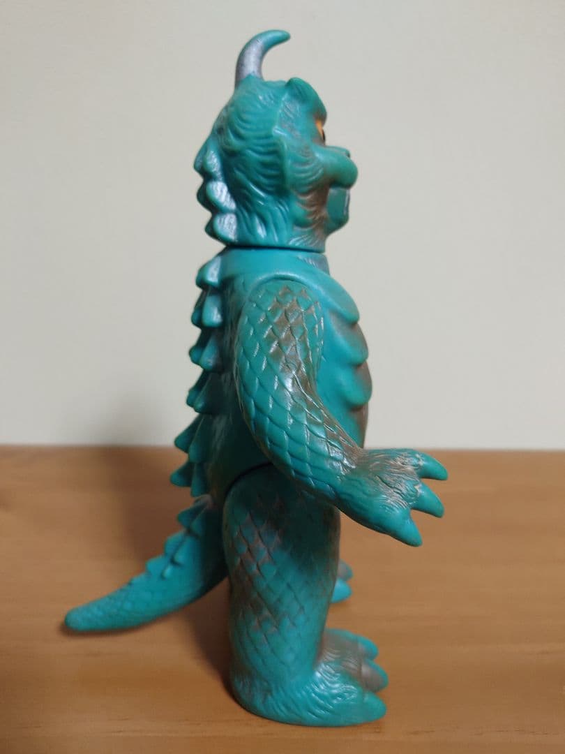 当時もの稀少！】マルサン ソフビ ゴメス 3期 ウルトラQ - メルカリ