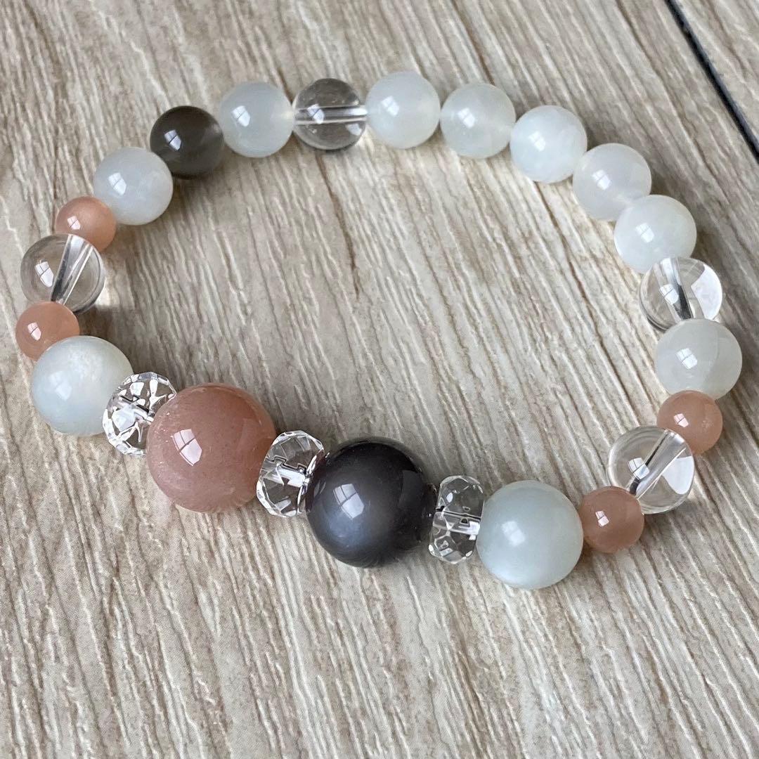 女性のためのお守り/ムーンストーン・他/パワーストーンブレスレット