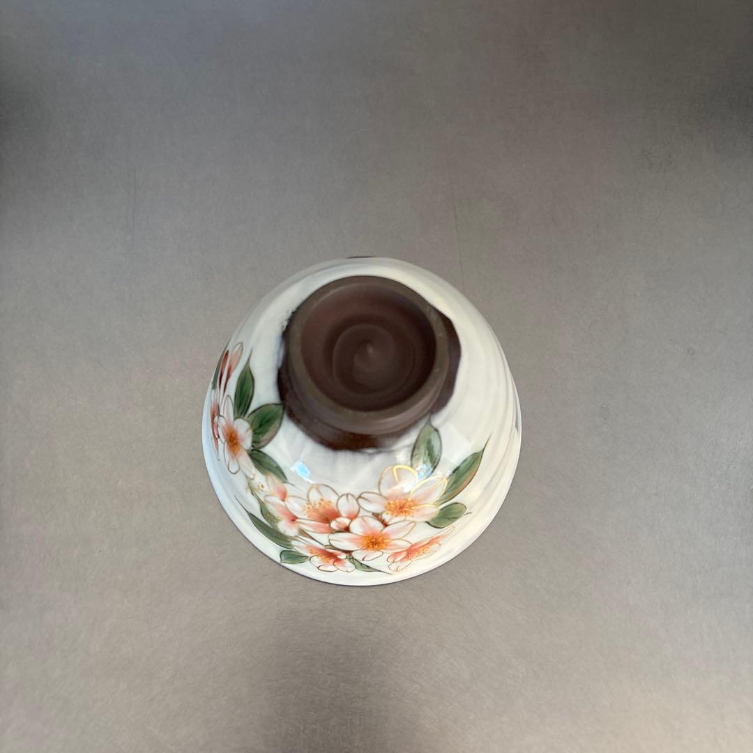 《ほぼ新品》美品【陶葊】京焼　白掛彩草花　色絵付け　陶あん　桜　茶碗