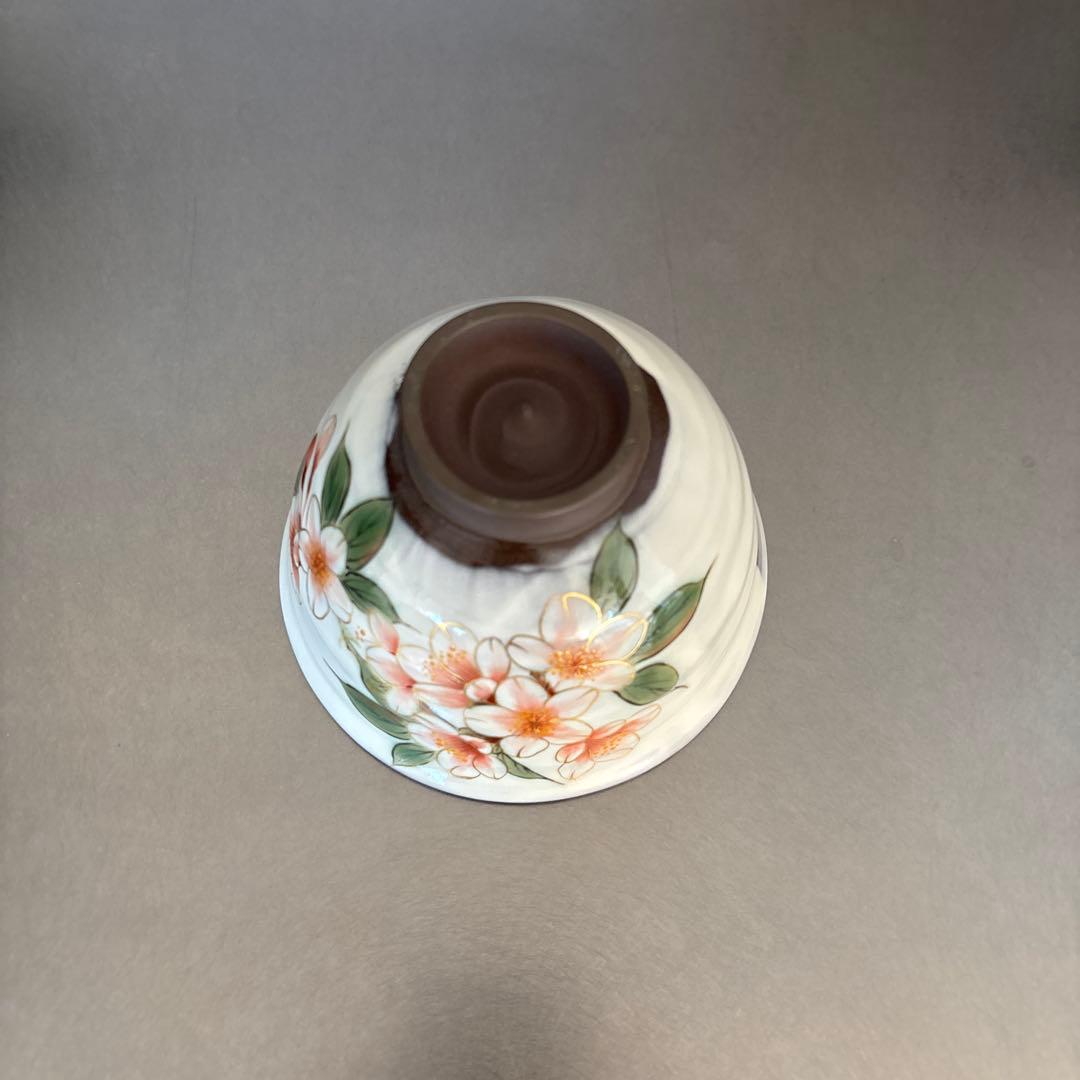 《ほぼ新品》美品【陶葊】京焼　白掛彩草花　色絵付け　陶あん　桜　茶碗