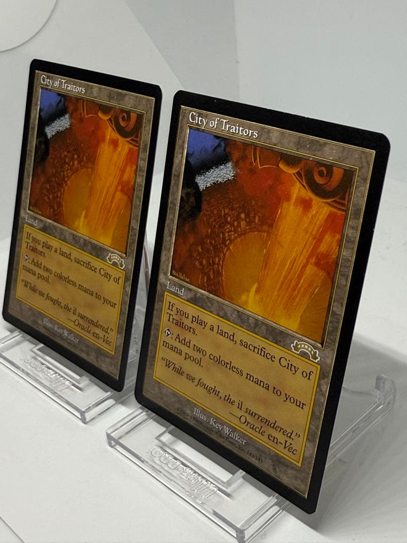 《裏切り者の都/City of Traitors》英語版2枚セット[EXO]