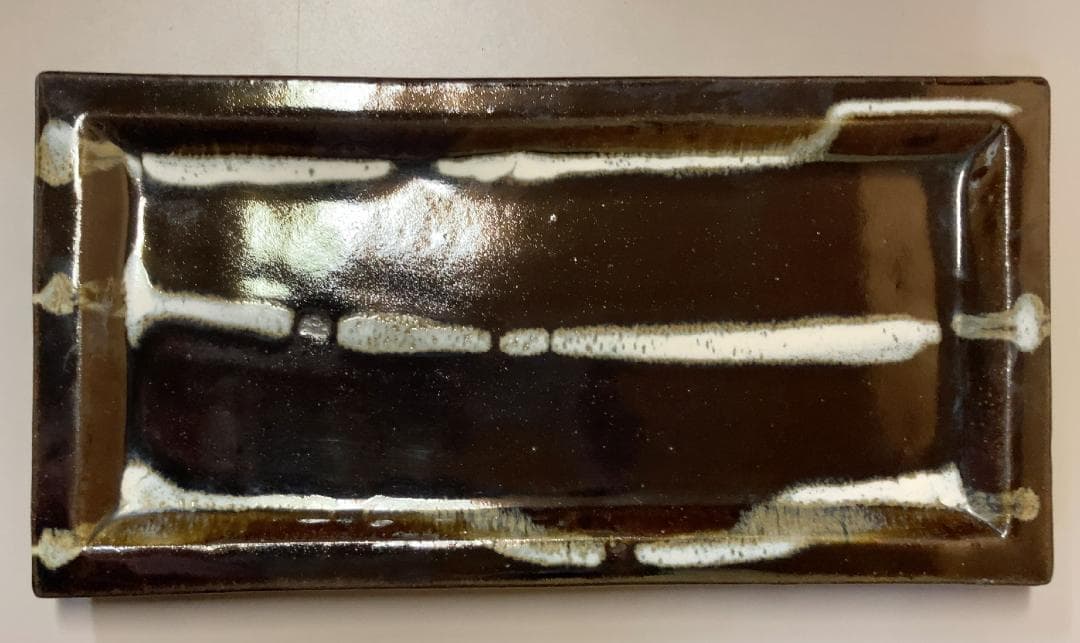 神谷正一 飴釉流文 角皿 【真作保証】