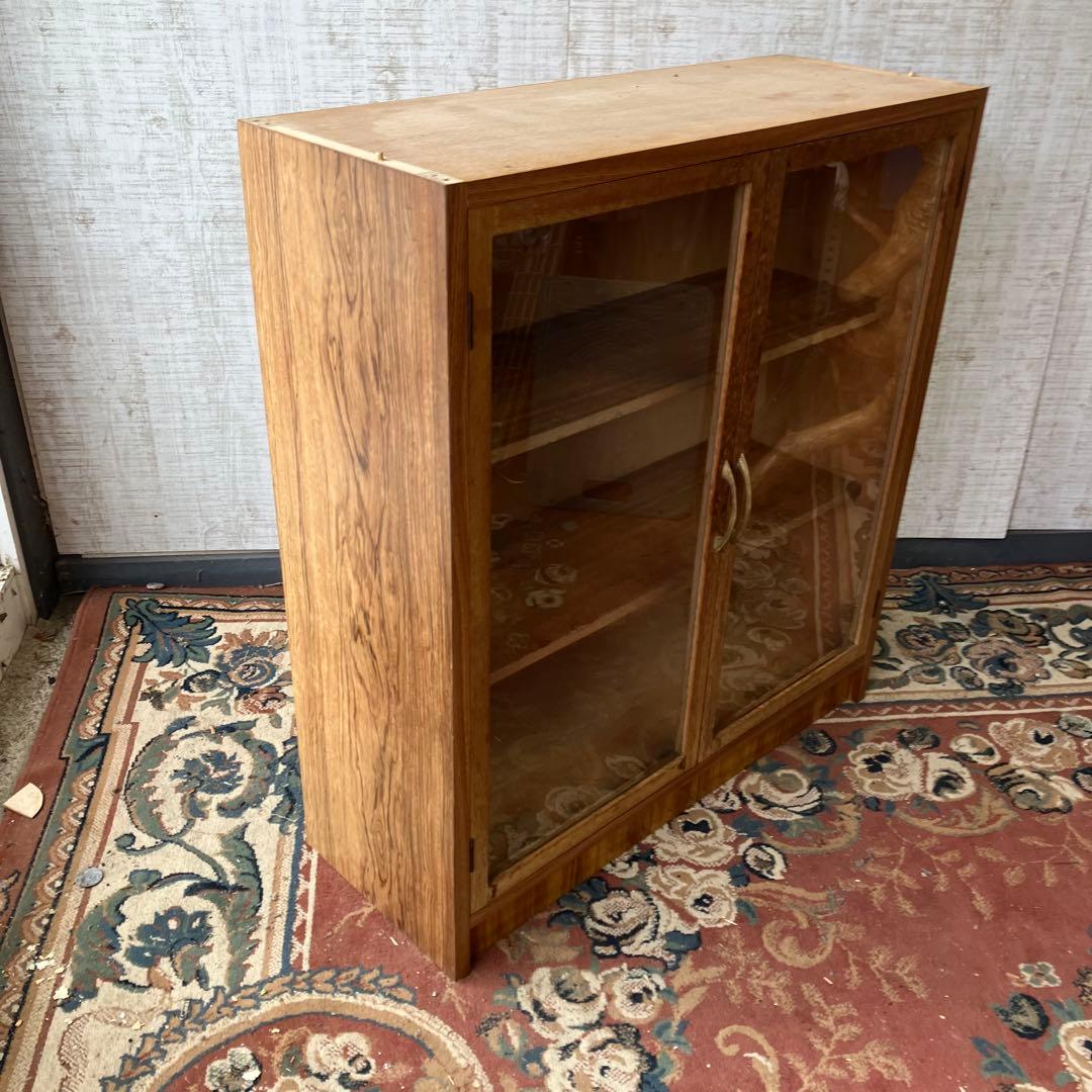 ① 昭和レトロ 古家具 ガラス戸 木製キャビネット 食器棚 飾り棚 サイドボード