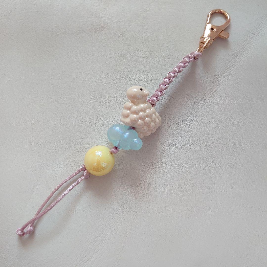 羊のビーズチャーム　素敵な逸品