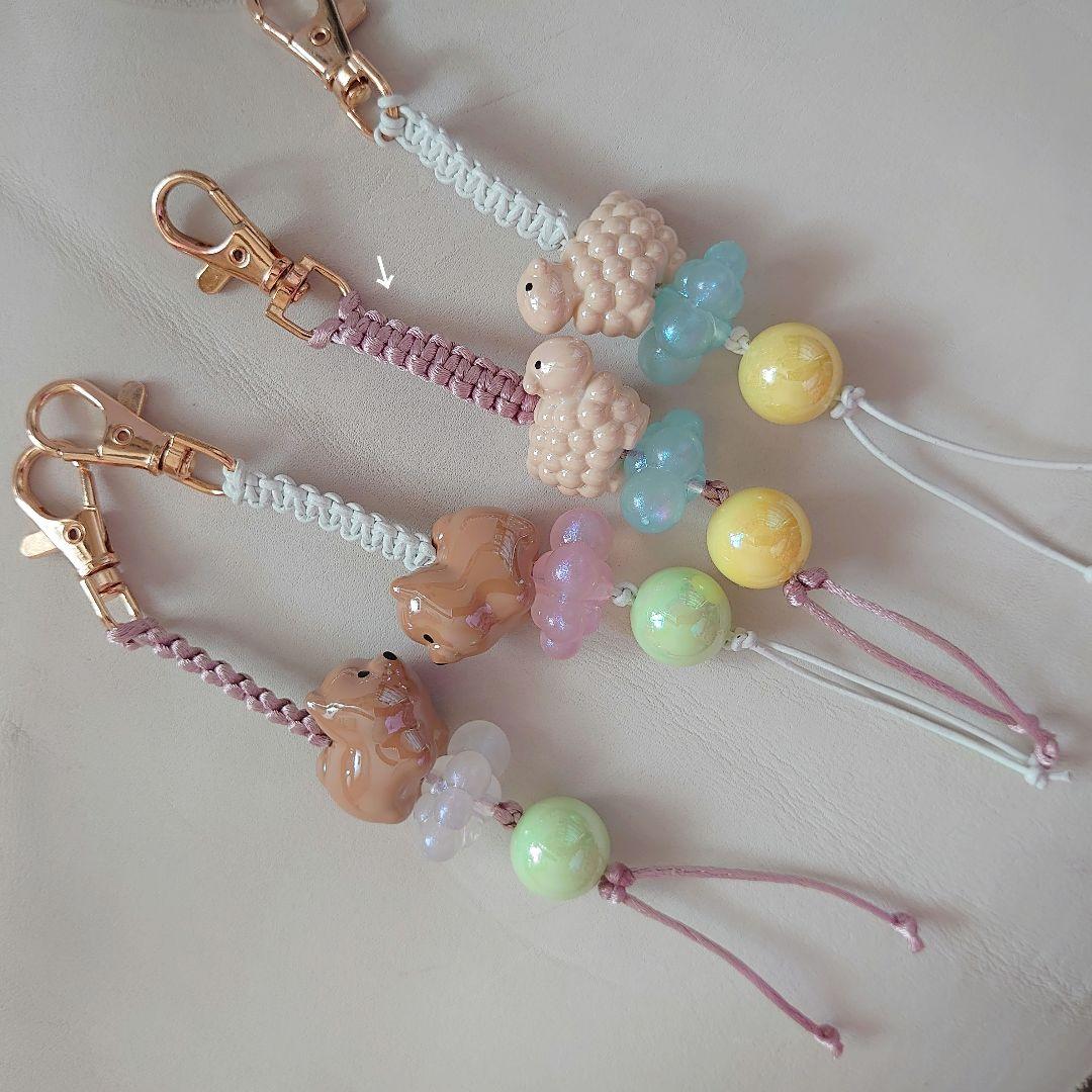 羊のビーズチャーム　素敵な逸品