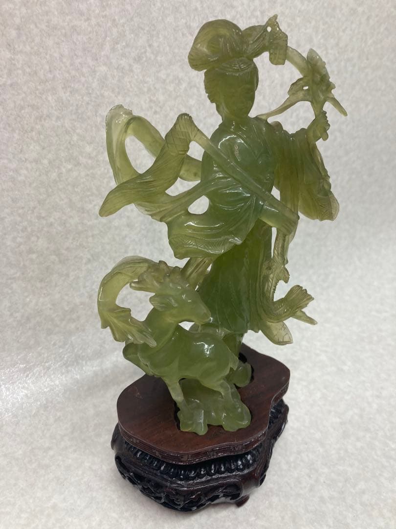 中国古美術 岫玉雕 仙女像 鹿 翡翠 彫刻 置物