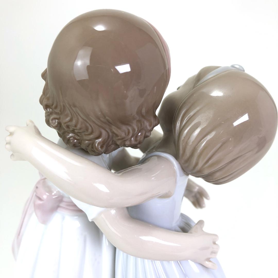 美品】リヤドロ／仲良しのごあいさつ／ポーセリン置物／2003年 - メルカリ