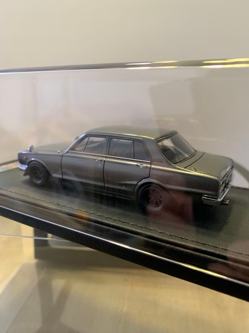 イグニッションモデル　1/43 スカイライン　GT-R PGC10 シルバー