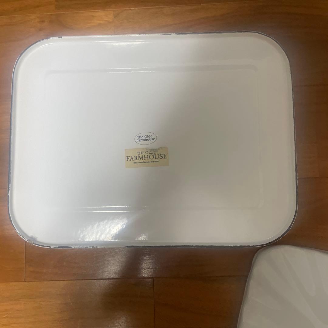 ブレッド缶 ホーロー キャニスター ホーロー缶 CAKES 白 ホワイト