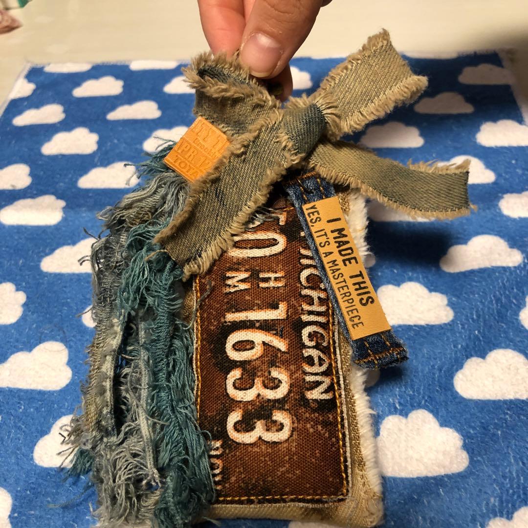 キーホルダー　クッションタグ　デニムリメイク　ヴィンテージ風　ハンドメイドK-6