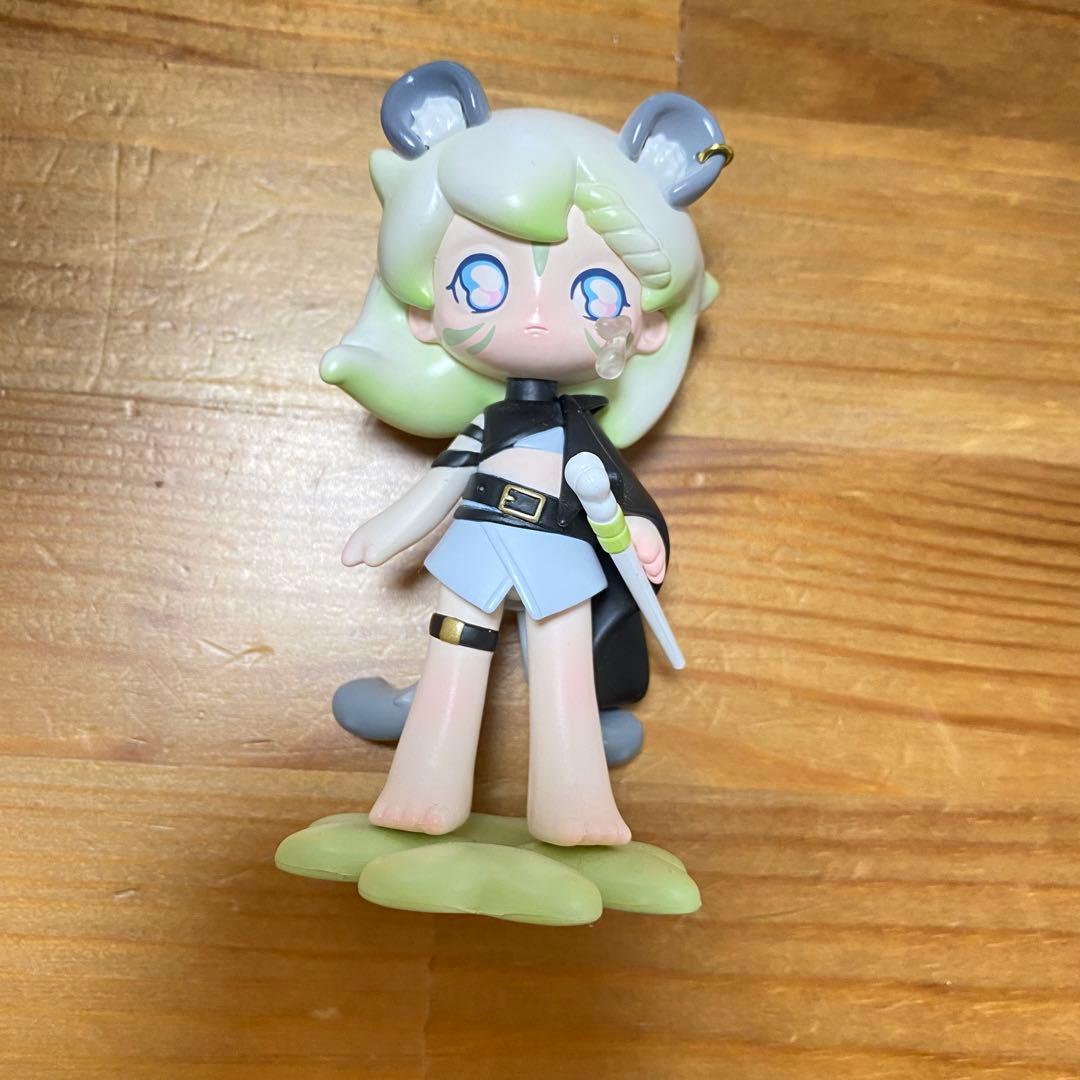 その他 Popmart AZURA